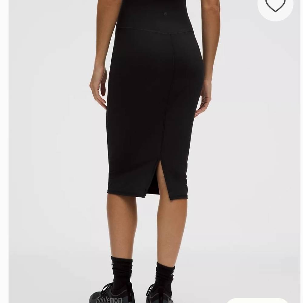 Lululemon Nulu Slim-Fit High-Rise Midi Skirt